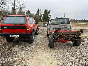 Müüa 2 nissanit (5 foto / 12)
