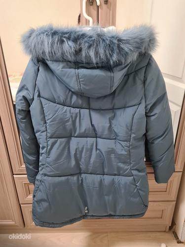 Продам детскую зимнюю куртку Okaidi 152см (фото #4)