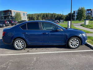 Skoda Octavia 1.2 77kW (4 foto / 14)