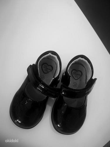 Tüdrukute jalatsid s. 22 (foto #2)