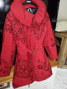 Desigual mantel nr 38 (1 foto / 3)