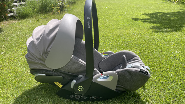 Turvahäll CYBEX i-Size
