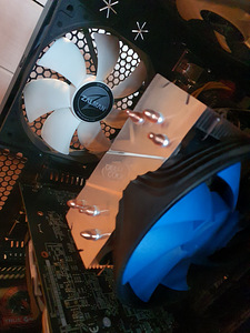 ZALMAN i5/16GB/RX 580 8GB/SSD/Creative Sound 5.1 (4 foto / 10)