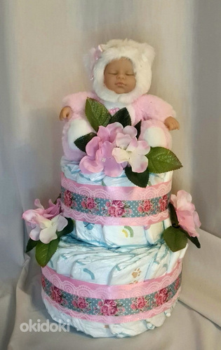 Торт из памперсов Hello kitty