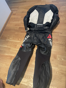 Dainese motoratta jope ja püksid nahast 46 (5 foto / 5)