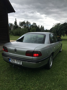 Opel omega (4 foto / 8)