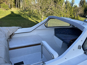 Моторная лодка Terhi 520 HT 40hp Mercury (9 фото из 9)