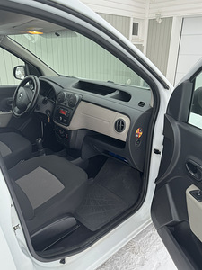 Dacia Dokker (4 фото из 11)
