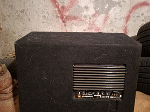 Jbl basspro 12 (5 фото из 6)