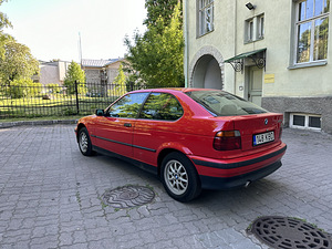 BMW e36 1.6 75kw Компактный (3 фото из 10)