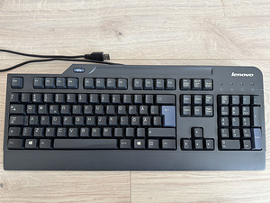 Lenovo klaviatuur kaardilugejaga (1 foto / 1)
