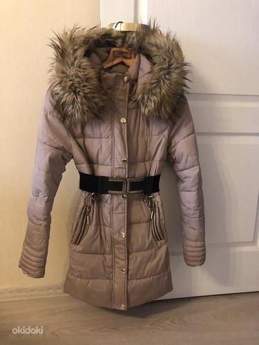 Стильное зимнее пальто на размер s (фото #1)