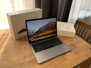 MacBook Pro (13-inch, 2017, Two Thunderbolt 3 ports) (1 foto / 10)