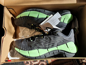 Кроссовки Reebok (3 фото из 4)