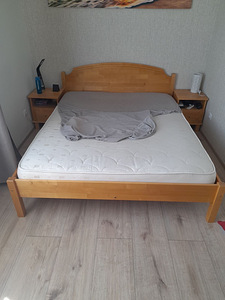 Кровать+ 2 тумбочки (1 фото из 1)