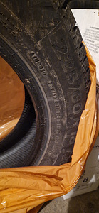 Naelrehvid 225/60/R18 Continental IceContact 2 (4 foto / 4)