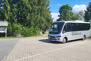 Automehaanik väikebusside remondiks (2 foto / 3)