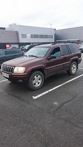 Jeep grand Cherokee (2 foto / 10)