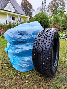 Rehvid 225/55 R17 (1 foto / 5)