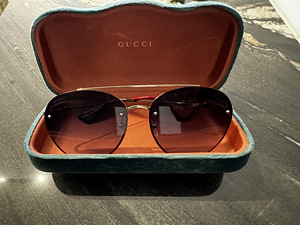 Gucci päikeseprillid (2 foto / 3)