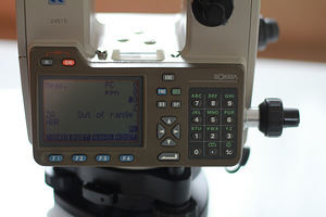 Elektrontahhümeeter Sokkia Power SET 3110 (2 foto / 3)