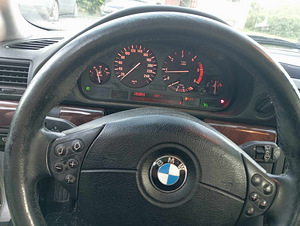 Продается: BMW e38 730d 142kw (8 фото из 9)