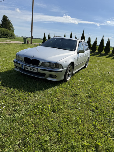 M/V BMW e39 525d 120kw 2003г