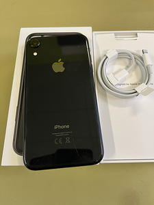 iPhone XR, 64gb, must (3 foto / 4)