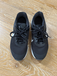 Laste Nike tossud suurus 38 (4 foto / 4)