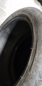 255/40R19 (3 foto / 4)