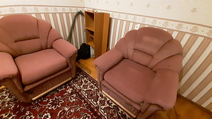 Diivan ja 2 tugitooli (1 foto / 2)