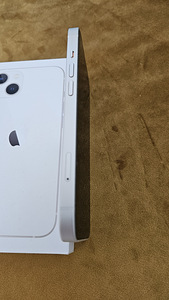 iPhone 13, Starlight, 256GB. Аккумулятор 89% (7 фото из 10)