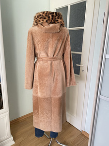 Karusnahkne mantel M-L-XL (2 foto / 10)