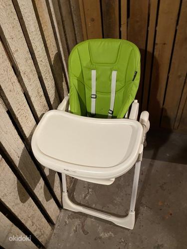 A high chair is a piece of furniture (foto #2)