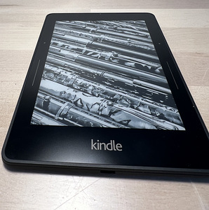 Amazon e-luger Kindle Voyage (1 foto / 2)