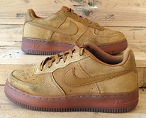 Nike Air Force 1 AF1 Low Brown Wheat Suede sneakers