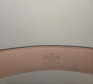 Louis Vuitton Leather belt. (3 foto / 4)
