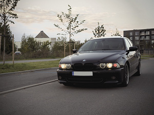 BMW 530D Individual E39 2003 (1 foto / 11)