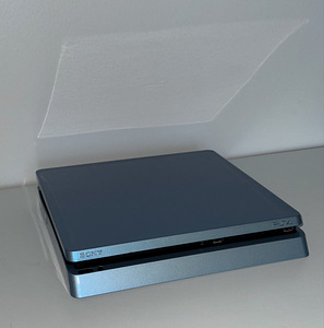 PlayStation 4 Slim 1TB Custom Brittany blue (3 foto / 4)