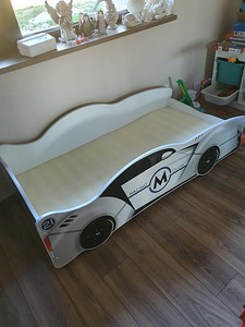 Laste autovoodi 140×70 koos madratsiga (1 foto / 2)