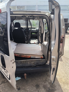 Peugeot bipper LPG (8 foto / 10)