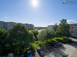 Kangelaste prospekt 44, Pähklimäe, Narva, Ida-Virumaa (1 foto / 10)