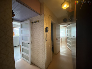 Kangelaste prospekt 6, Pähklimäe, Narva, Ida-Virumaa (5 foto / 8)