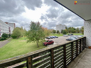 Kangelaste prospekt 15, Pähklimäe, Narva, Ida-Virumaa (7 foto / 10)