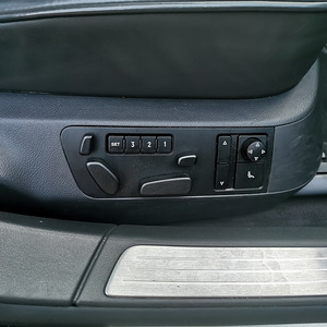 Volkswagen Phaeton 3.0Tdi 171kw 2008a (13 foto / 15)
