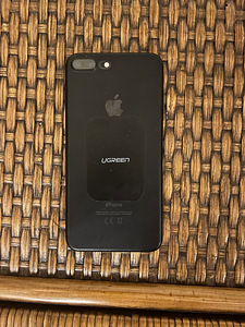 Яблоко iPhone 7 Plus Черный (2 фото из 2)