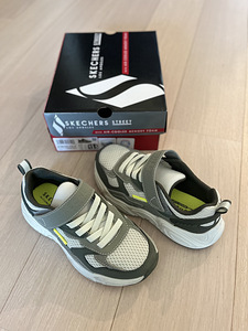 Laste tossud Skechers (suurus 31 / 19.5 cm) (5 foto / 6)