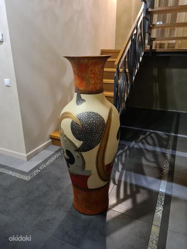 Большая декоративная ваза (фото #1)