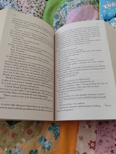 E.L.James Grey ja Attila inglise keeles (4 foto / 8)