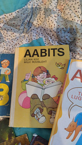 Детские книги. (9 фото из 10)